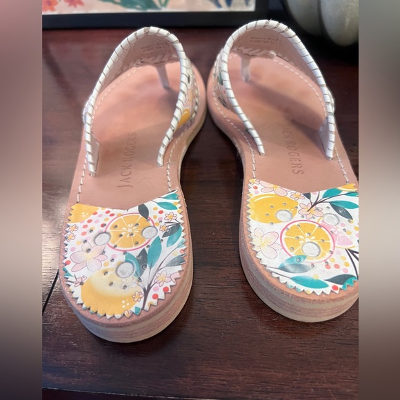 Jack Rogers Lemon Sandals, Size 8.5. - Picture 2 of 5